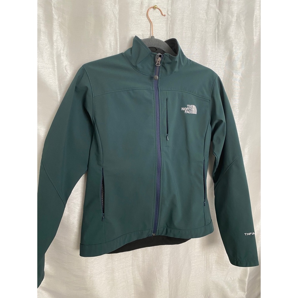 The North Face APEX Jacket